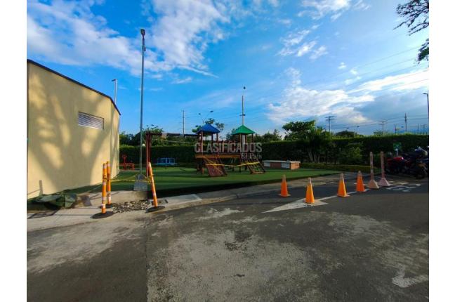 Apartamentos, Alquiler, Ciudad Pacifica - $1.100.000