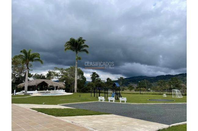 Fincas y Casas Campestres, Venta en Calima (Darién)