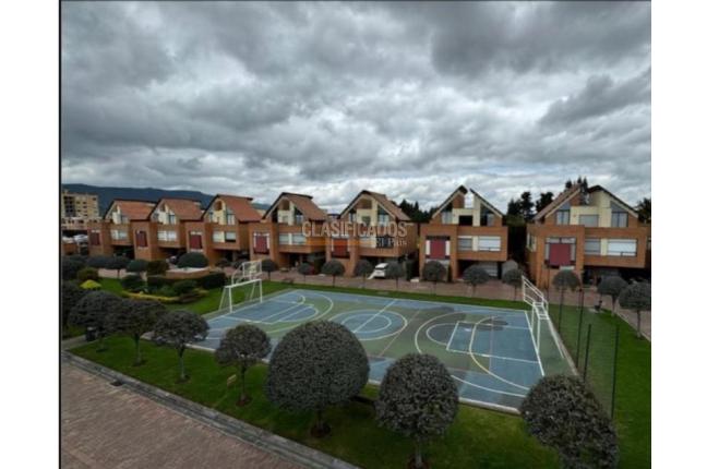 Casas, Alquiler en Chía