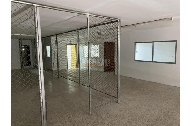 Locales y Bodegas, Alquiler, Obrero - $6.900.000