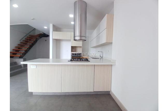 Apartamentos, Alquiler, Cristales - $4.200.000