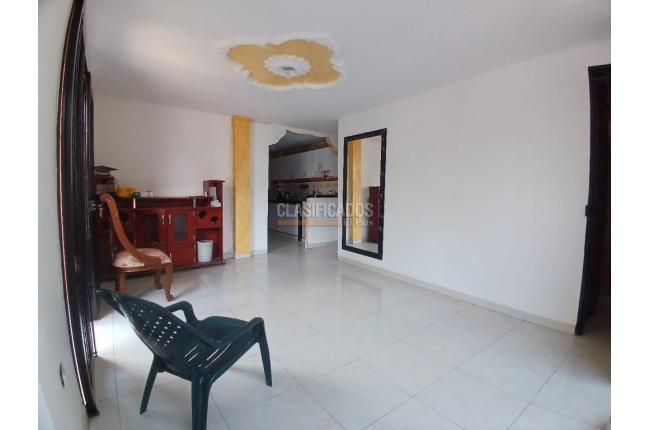 Apartamentos, Alquiler, El Vallado - $880.000