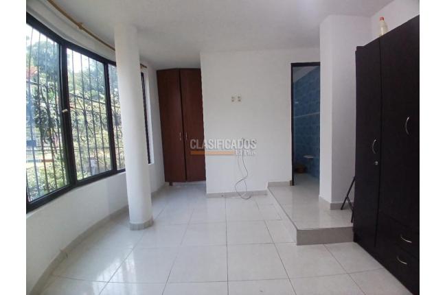Apartamentos, Alquiler, El Vallado - $880.000