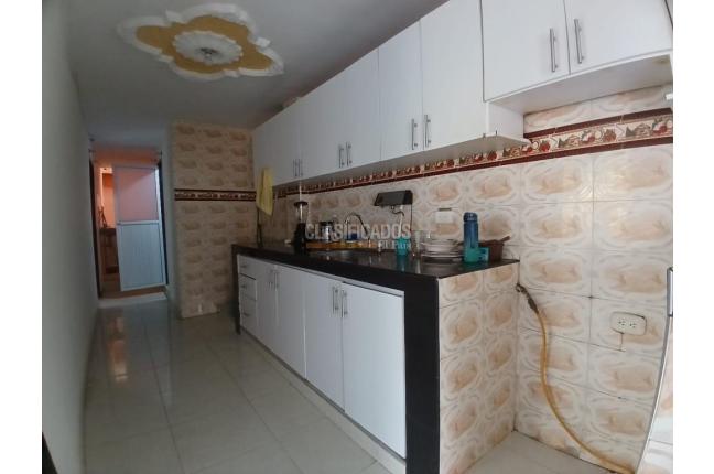 Apartamentos, Alquiler, El Vallado - $880.000