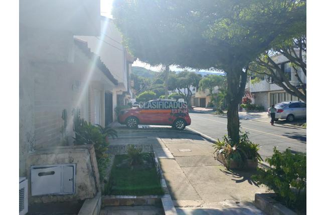 Casas, Alquiler en Pampalinda