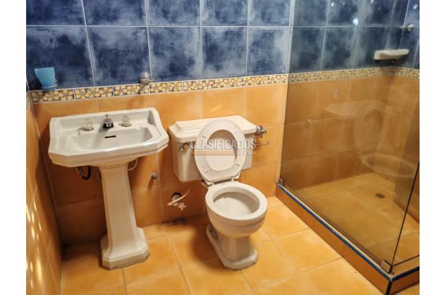 Casas, Alquiler, Pampalinda - $2.800.000