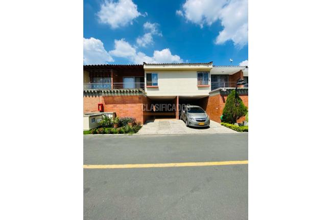 Casas, Venta en La Hacienda