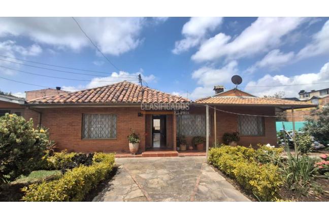 Casas, Alquiler en Chía