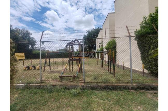 Apartamentos, Alquiler, Marco Fidel Suárez - $1.100.000