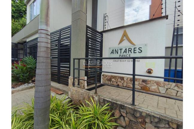 Apartamentos, Venta en Pance