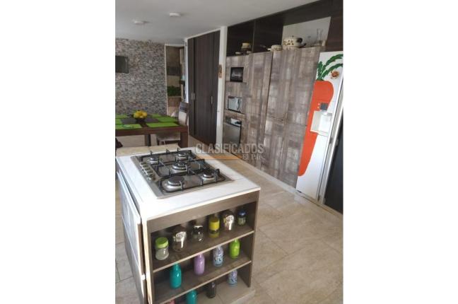 Apartamentos, Venta, Versalles - $750.000.000