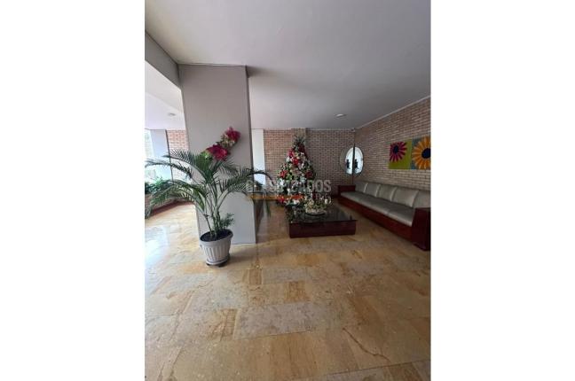 Apartamentos, Venta en La Flora