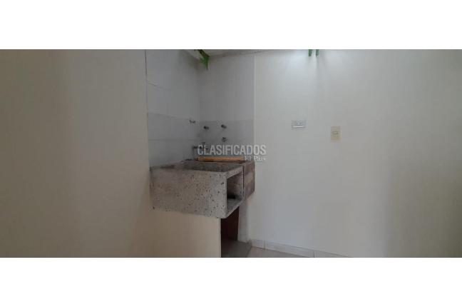 Apartamentos, Alquiler, El Refugio - $1.600.000