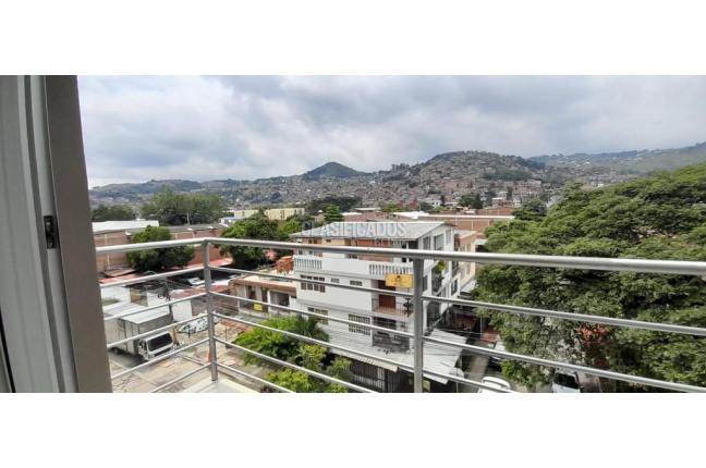 Apartamentos, Alquiler, El Refugio - $1.740.000