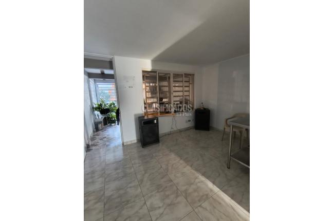 Locales y Bodegas, Alquiler, Candelaria - $800.000