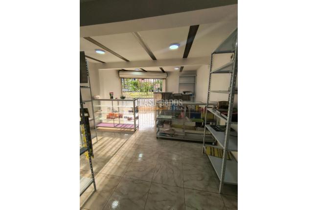 Locales y Bodegas, Alquiler, Candelaria - $800.000