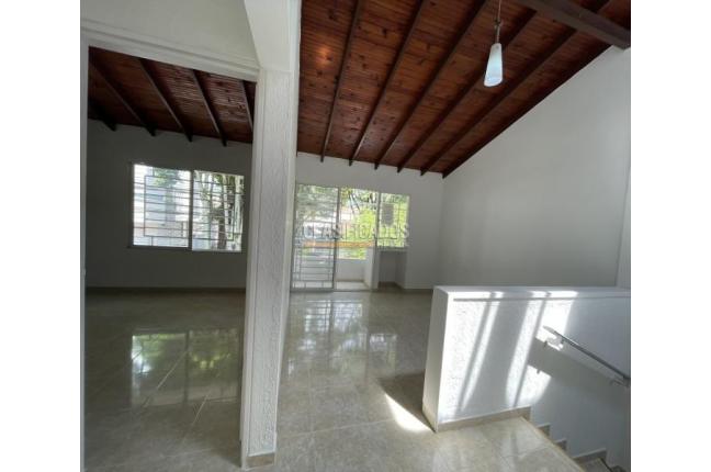 Apartamentos, Alquiler, Ciudad Capri - $1.900.000