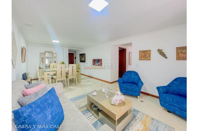 Apartamentos, Venta en Santa Mónica Residencial