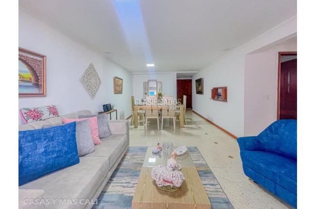 Apartamentos, Venta en Santa Mónica Residencial