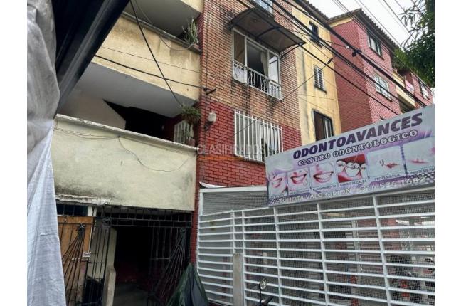 Apartamentos, Alquiler, Alcázares - $800.000