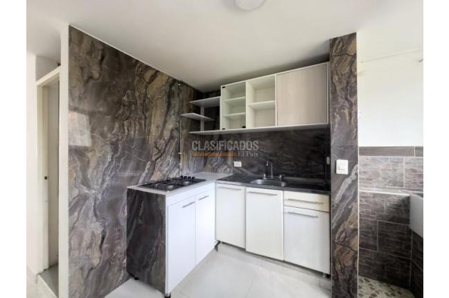 Apartamentos, Alquiler, Alcázares - $800.000