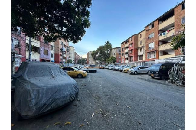 Apartamentos, Alquiler, Alcázares - $800.000