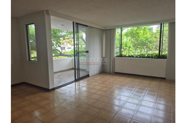 Apartamentos, Venta, Multicentro - $580.000.000