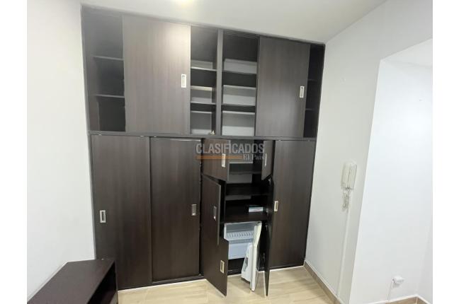 Oficinas y Consultorios, Alquiler en Centenario