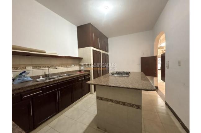 Casas, Alquiler, San Fernando - $8.000.000