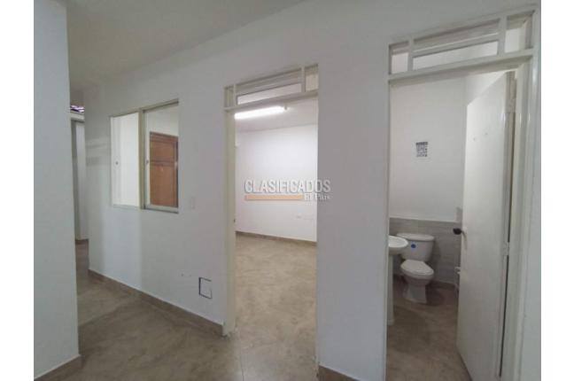 Casas, Alquiler, Champagñat - $2.300.000