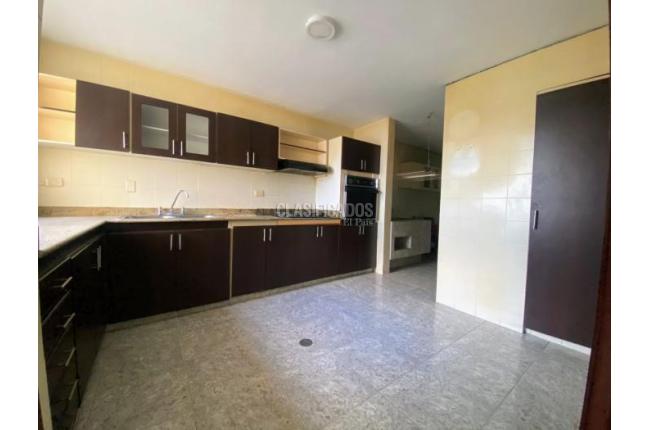 Apartamentos, Venta, Cristales - $750.000.000