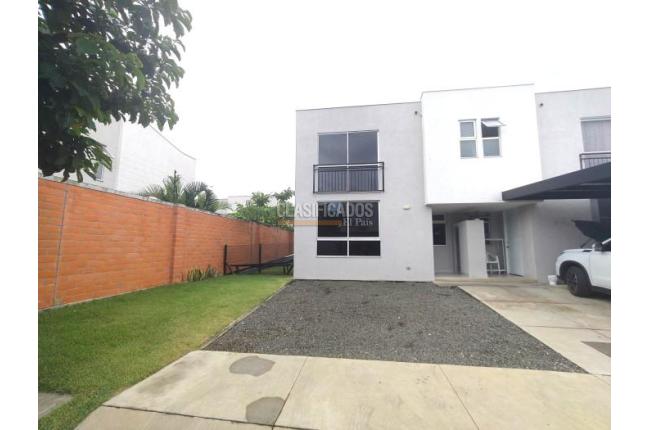 Casas, Venta en Ciudad Country