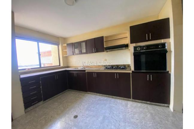 Apartamentos, Venta, Cristales - $750.000.000