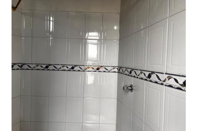 Apartamentos, Alquiler, Bogotá - $800.000