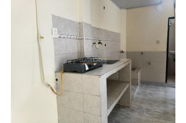 Apartamentos, Alquiler, Floralia - $450.000