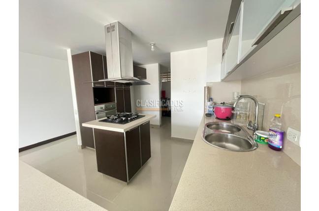 Apartamentos, Venta, Cerro Cristales - $650.000.000