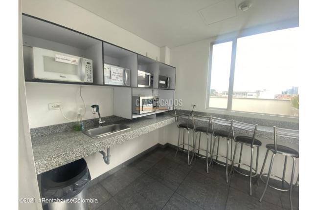 Oficinas y Consultorios, Venta, Bogotá - $695.000.000