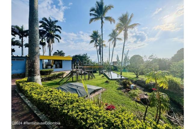 Casas, Venta, Bogotá - $1.998.000.000