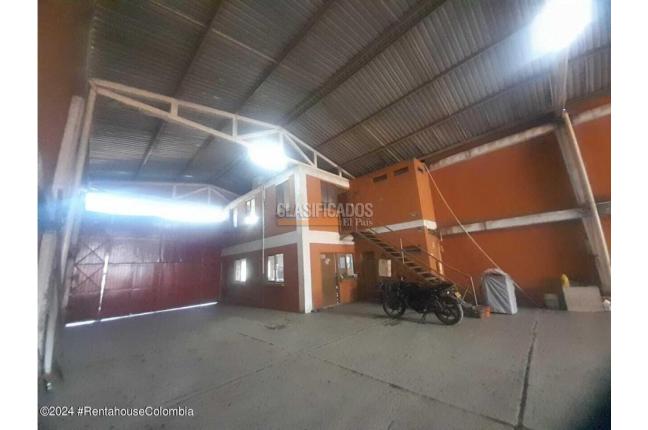 Locales y Bodegas, Venta, Yumbo - $1.000.000.000