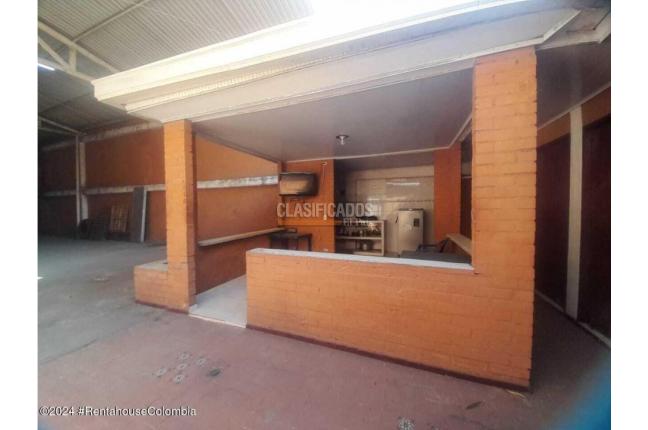 Locales y Bodegas, Venta, Yumbo - $1.000.000.000