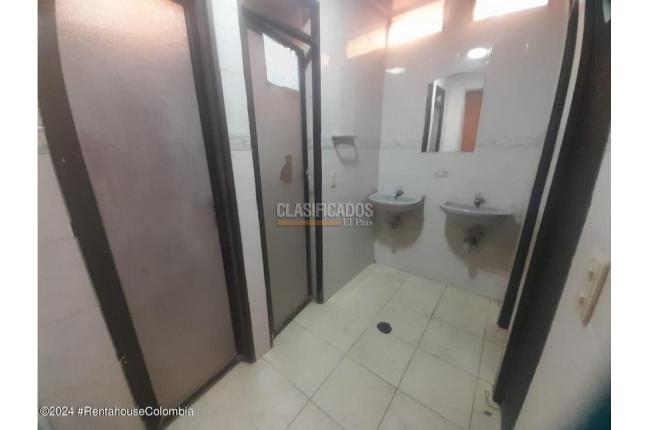 Locales y Bodegas, Venta, Yumbo - $1.000.000.000