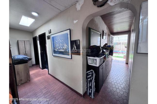 Casas, Venta, Bogotá - $1.800.000.000