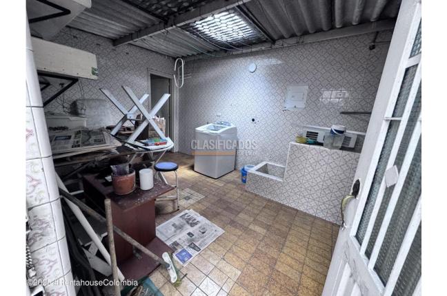 Casas, Venta, Bogotá - $1.800.000.000