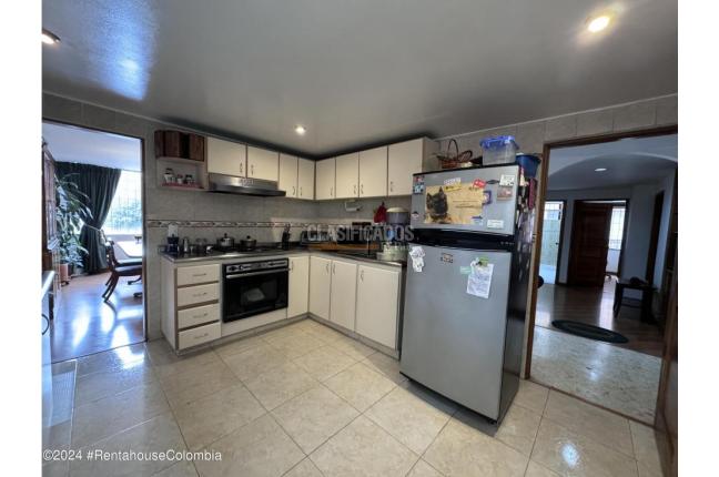 Apartamentos, Venta, Bogotá - $810.000.000