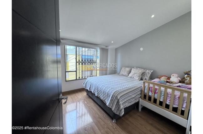 Casas, Venta, Bogotá - $430.000.000