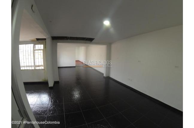 Casas, Alquiler, Bogotá - $9.000.000