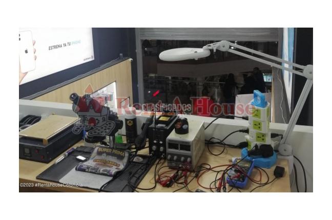 Locales y Bodegas, Venta, Bogotá - $1.600.000.000