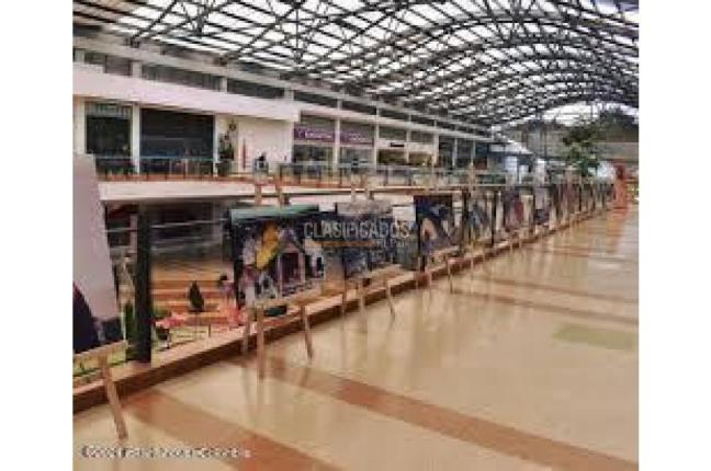 Locales y Bodegas, Venta, Bogotá - $1.600.000.000