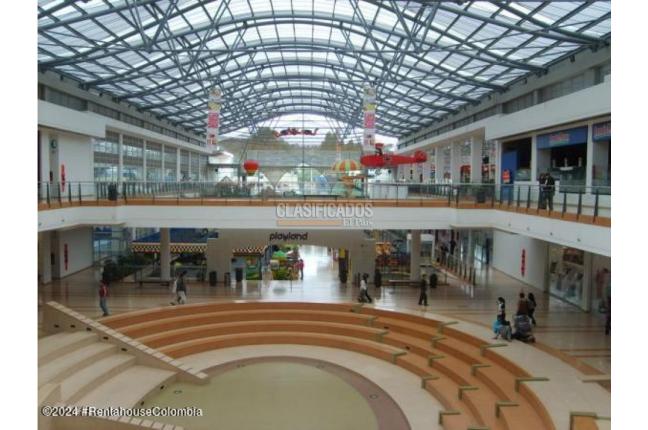 Locales y Bodegas, Venta, Bogotá - $1.600.000.000