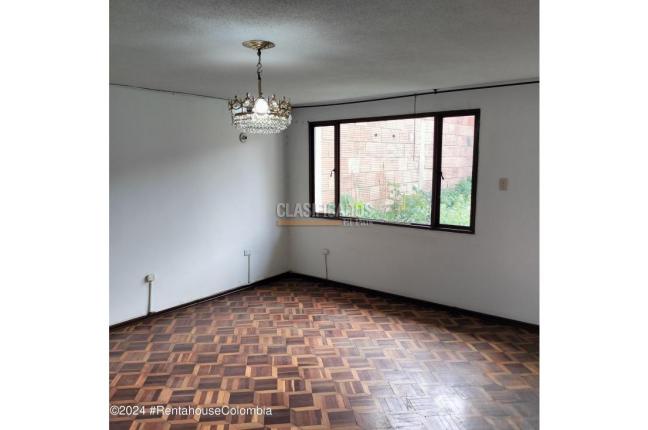 Casas, Venta, Bogotá - $1.800.000.000